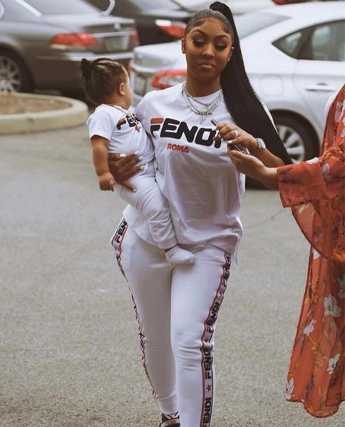 

present second horse sun leisure short sleeve jacket motion suit tw102, Gray