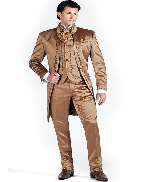 Smoking da sposo con ricamo marrone chiaro di alta qualità con un bottone, colletto alla coreana, abiti da uomo, 3 pezzi, giacca da ballo (giacca + pantaloni + gilet) W467