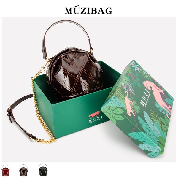 

new small bag net red with the same french niche limited foreign style oblique popular small square bag women