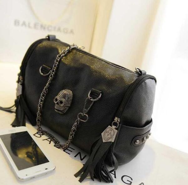 

designer portable women shoulder bag skull fashion bags tassel lady crossbody satchel messenger bucket motorcycle bags big capacity/4