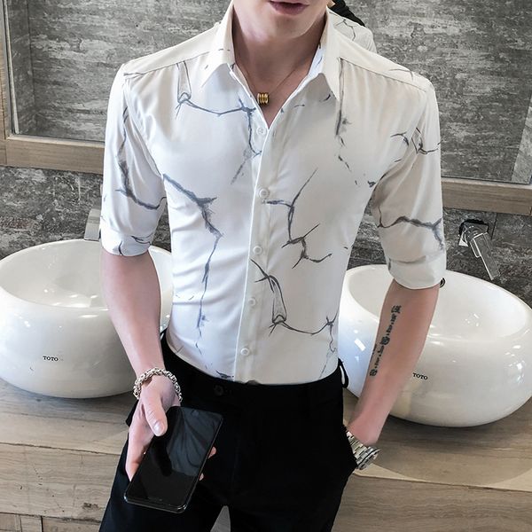 

мода 2020 рубашки лето мужчины рубашка корейский slim fit половина рукава для мужчин все match streetwear / prom смокинг платье блузка homme, White;black