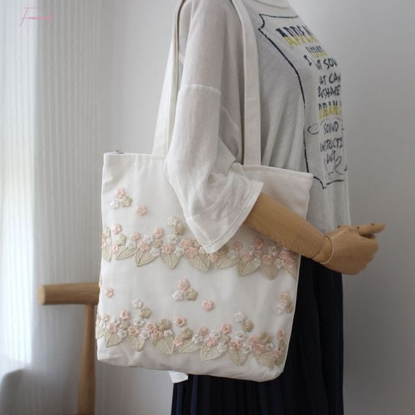 

canvas women bag fashion lace canvas shoulder bags embroidery flower shopping handbag ladies large tote bags summer beach bag