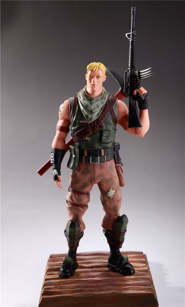 

сменный манекен fortnite male hammer в анимационной крепости «ночь волка»