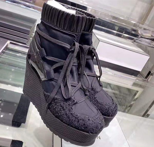 

2020 женка поведневна обђв инеѬне знамениои look  веѬней доб локђна, Black