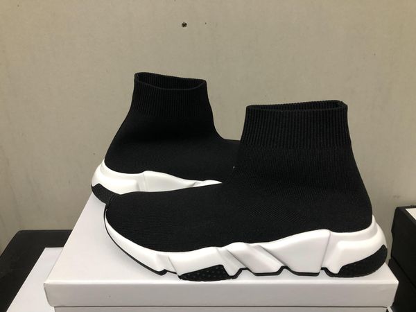 

Sapatos ocasionais acesneaker