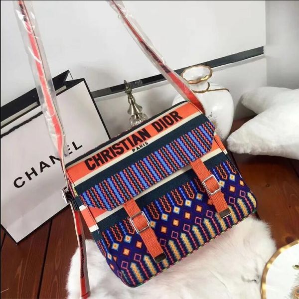 

Высокое Качество Дизайнерские Сумки Роскошные Сумки Женщины Дамы Сумки Известный Бренд Сумка PU Кожаная Подушка Женские Сумки Сумка T037