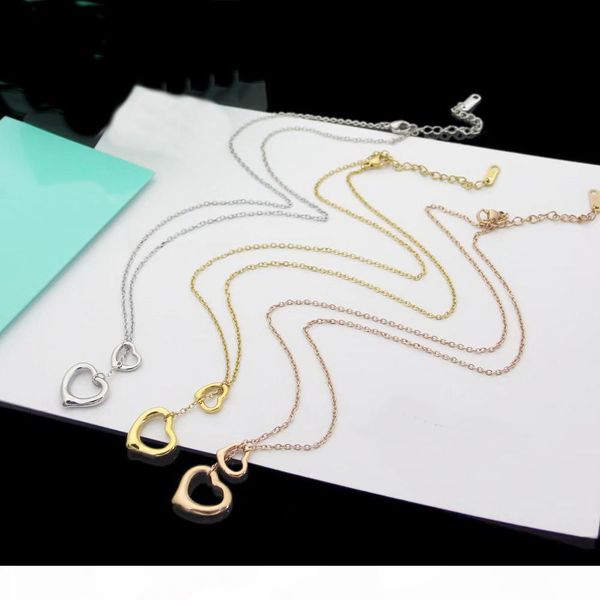 

новые прибытия моды lady титана стали 18k золотое ожерелье с гравировкой t письмо выдалбливают двойные сердца charms 3 цвета, Silver
