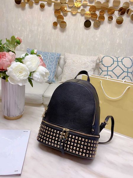 

shop the latest backpack fashion men's and women's shoulders bag zipper bag novel bag