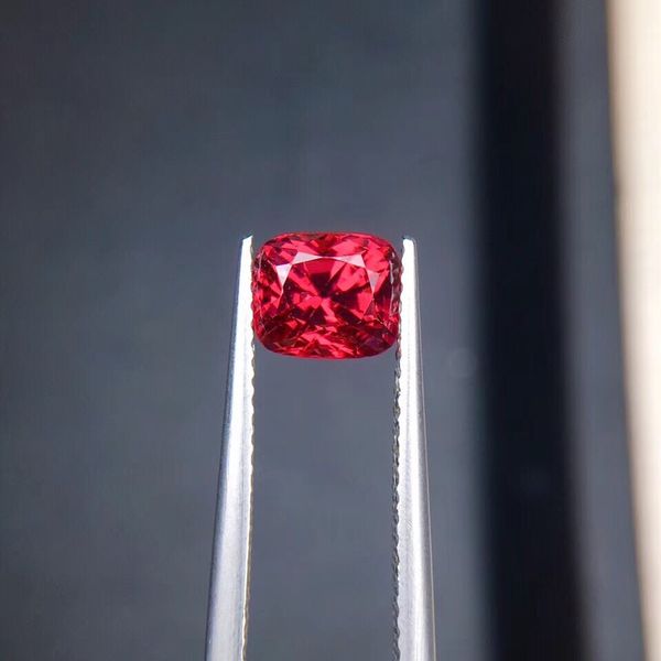 

сертификат gil бирма мьянманское происхождение 1.42 ct природные яркие розовато-красные шпинельные драгоценные камни свободные камни свободн, Black