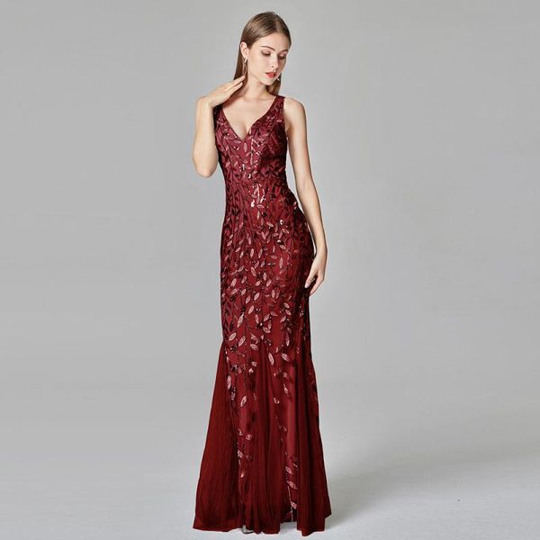 

2020 party dresses multi color large size v-neck embroidered bead piece slim fishtail foreign trade evening dress female, White;black