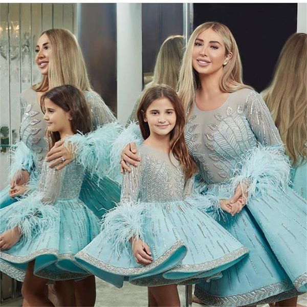 

2019 sweet blue flower girl dresses jewel neck lace appliqued beading special occasion dress for weddings feather kids pageant gowns, White;blue