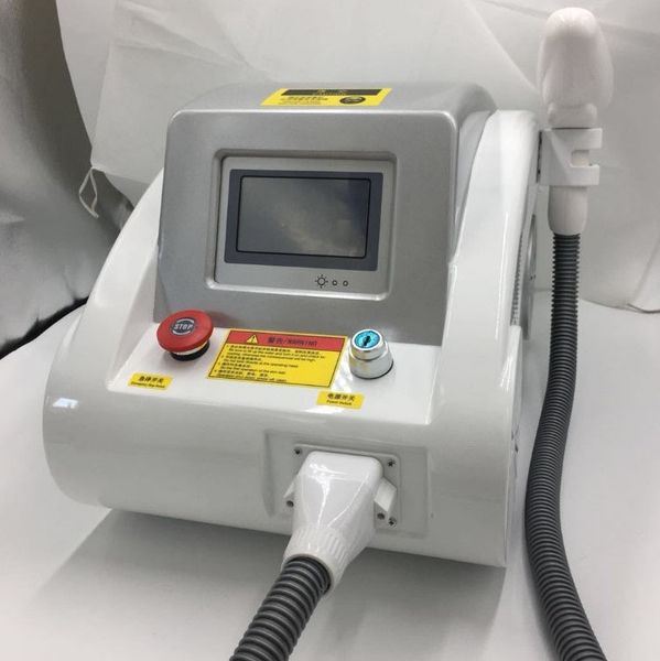 Großhandelspreis Q Schalter nd yag laser pigment entfernung maschine 532/ 1064/1320/ nm laser tattoo entfernung schönheit ausrüstung mit CE