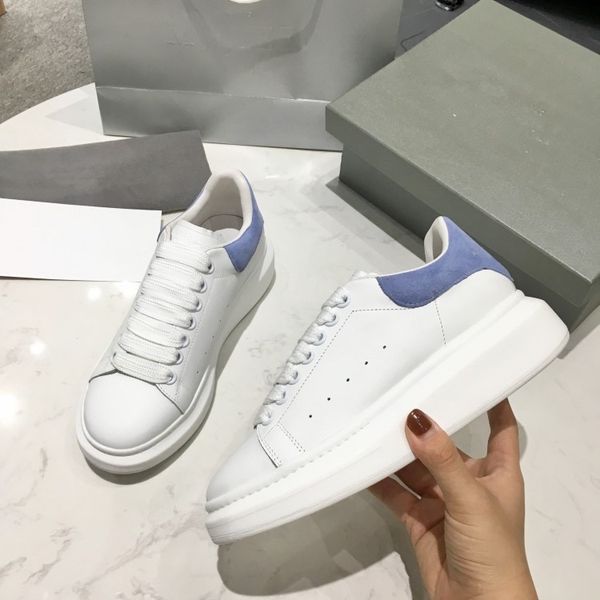 

Luxury men women leather casual shoes designer sneakers New black White Fashion women Sports shoes Trainers xrx19040306