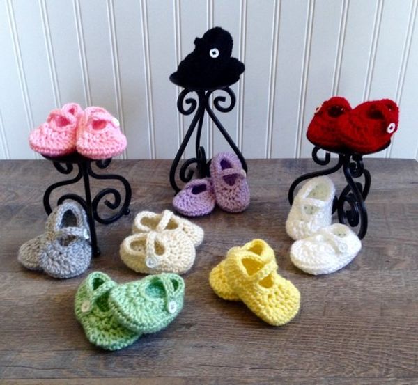 

croceht handmade mary jane baby shoe mixed color