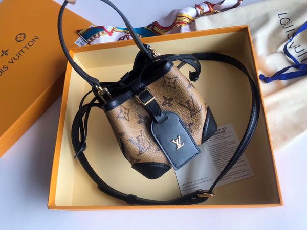 

new women's one-shoulder bag 7a high-end custom quality diagonal cross bag fashion trend leisure style gold metal accessories with deta