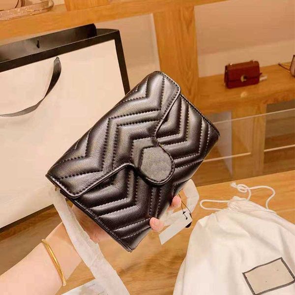 

2019 brand fashion luxury designer woman bags Simple retro atmosphere chain pack fashion bags with one shoulder