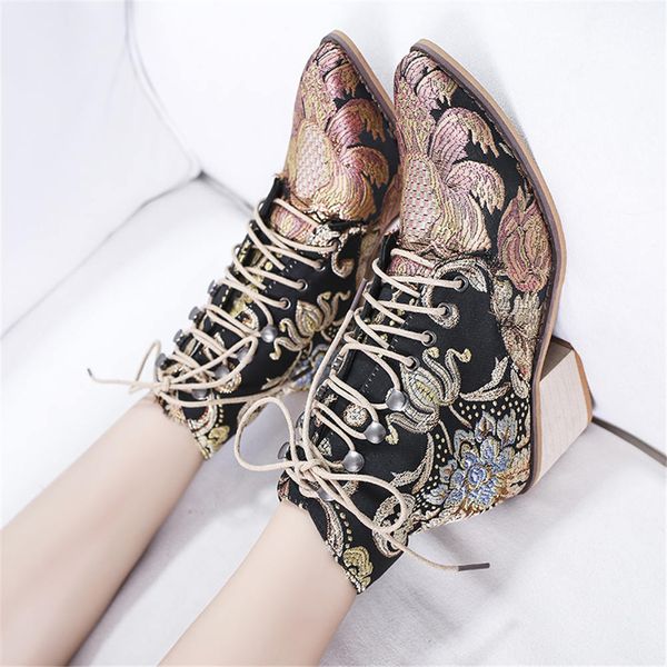

sarairis 2020 large size 43 embroidery ankle boots woman shoes square heels shoelaces women western boots female shoes booties, Black