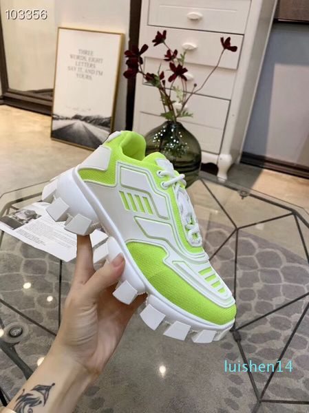 

2020 new designer shoes men and women cloudbust thunder knit designer oversized women's shoes lightweight rubber sole 3d casual shoes a, Black