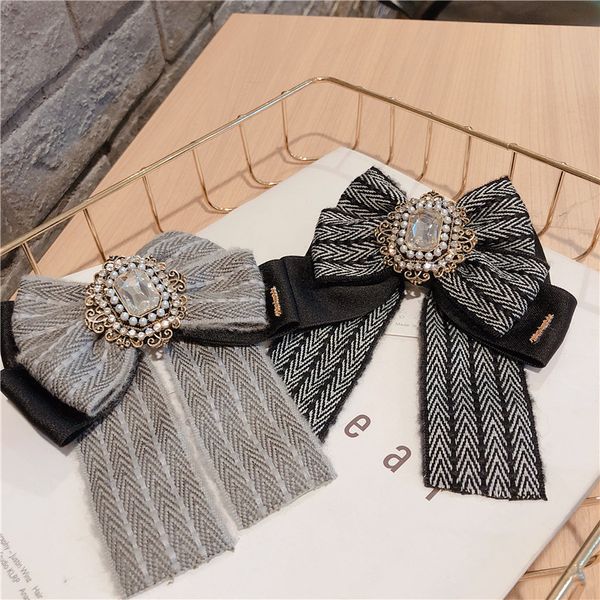 

winter new woman suits brooches pin big striped ribbon bowknot corsage brooches fashion bow tie jewelry shirt accessories, Gray