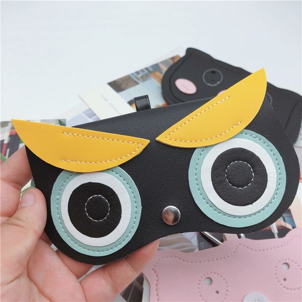 

cartoon sun sun protective bag portable ins wind bag box leather glasses clip multi-function hanging protective glasses