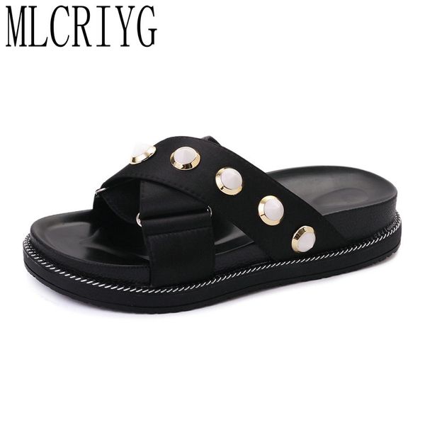 

size 35-40 2019 new spring women's slippers elegant pearl shoes for woman flat heels comfortable ladies wild flip flops, Black