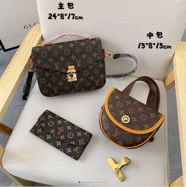 

2020 new ladies wild handbag shoulder bag leather simple ladies messenger bag wallet leather three-piece backpack business bag