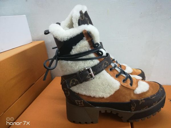 

2019 winter new luxury leather de igner women 039 1a5lpl laureate platform de ert boot fa hion printed letter ladie ankle boot large