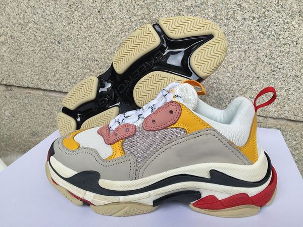 

Luxury de igner port ca ual hoe triple de igner low old dad neaker combination ole boot men women runner hoe quality