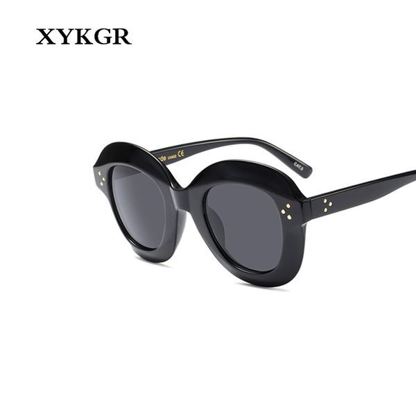 

xykgr ladies retro sunglasses brand classic black frame sunglasses gradient uv400 glassesmen and women glasses, White;black