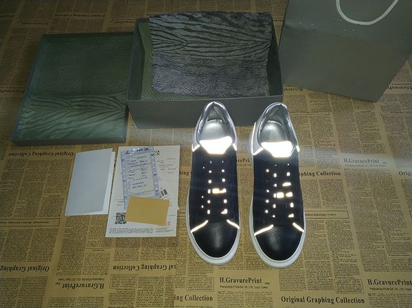 

Luxury over ized neaker for man women real leather 3m reflective de igner hoe fa hion ca ual running hoe white and black