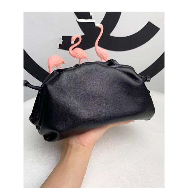 

кожа облако ђмка мгка моѬенна пелмени плеа ђмки женин клаи одно пле