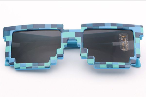 

2019 novelty vintage mosaic sunglasses for kids square pixel sunglasses trendy mosaicic glasses kids party prop 7181, White;black