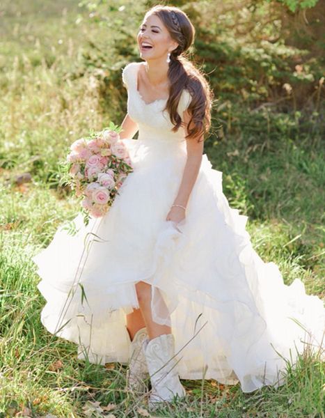 

new cap sleeves wedding dresses modest lace tulle short sleeves bridal gowns buttons back puffy a-line country western wedding gowns 103, White