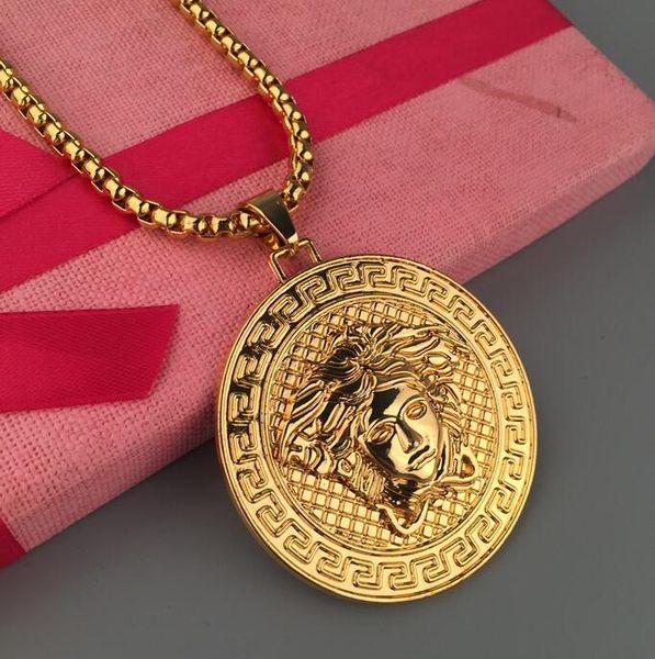 

Colares com Pingente jewelry92