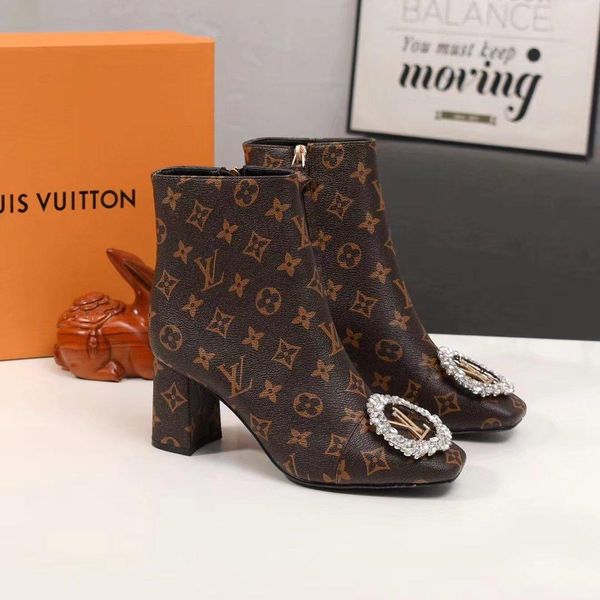 

w28 wq limited french luxury women s autumn and winter casual shoes women s boots fashion printed sneakers size 35-40, Black