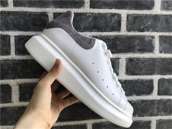 

2019 highest quality fashion luxury designer women casual shoes real leather with serials number sneakers chaussures sports trainers t05, Black