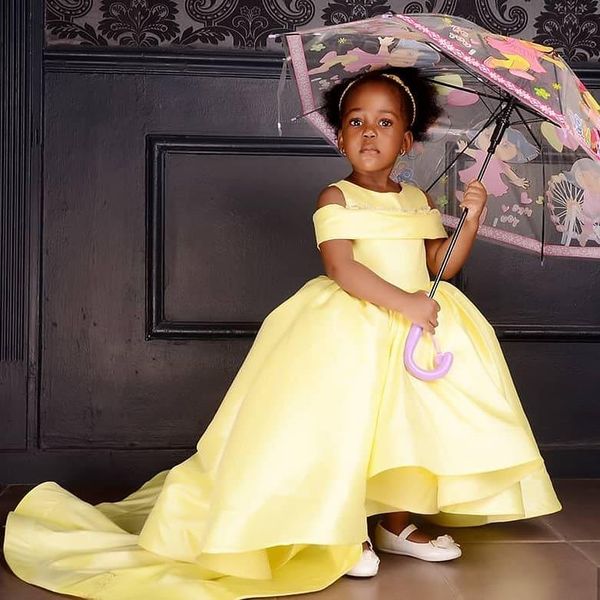 

light yellow ball gown little girls pageant dresses off shoulder sweep train appliques beads child birthday party gowns, Red;yellow
