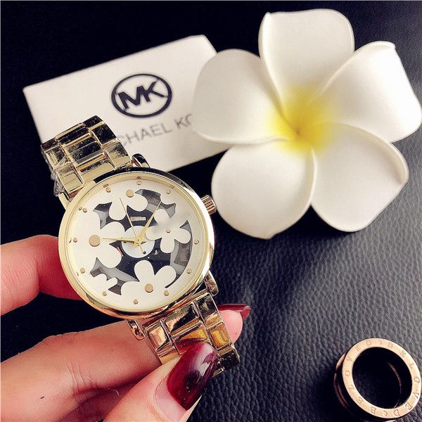 

luxury golden fashion luxury flashing women's watches women's accessories, Slivery;black