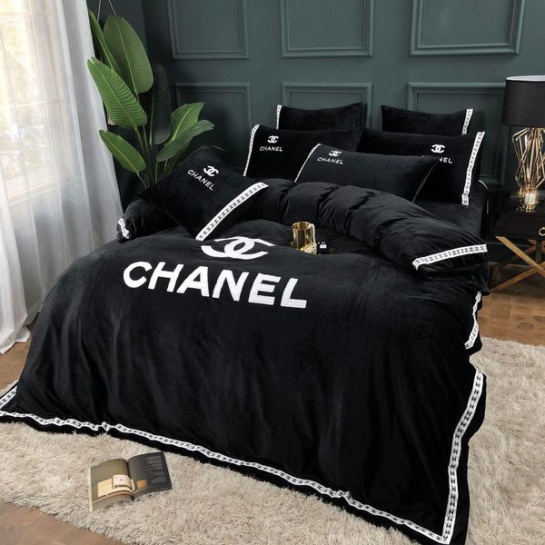 

Черный letterBrand Дизайн DoublBedding Set Полиэстер Хлопок Soft Постельное белье пододеяльник наволочки Простыня наборы Домашний текстиль Одеяла 00