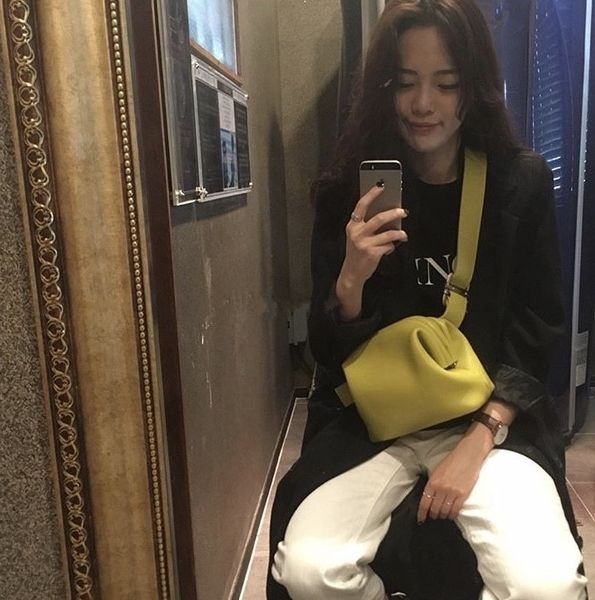 

on the new small bag women's bag 2020 new fashion korean summer versatile instagram fashion women's shoulder cross-body