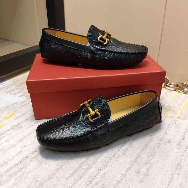 

men spring fall casual fashionable outdoor flat sole dress shoes size40-44, Black;red