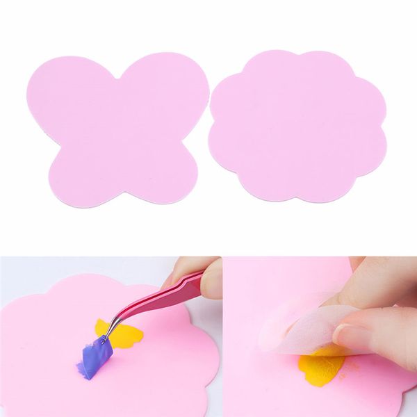 

2019 new style 2 foldable and washable pad silicone paint bag plum blossom butterfly nail art color palette nail tool, Silver