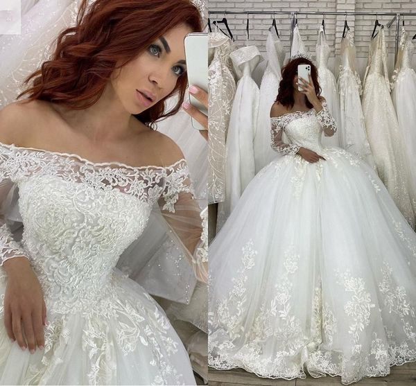 

dubai arabic princess ball gown wedding dresses 2020 charming lace appliques sheer long sleeves bridal gown puffy vestidos de novia al3694, White