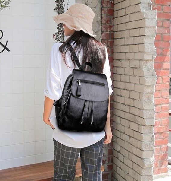 

2020 новый корейский рюкзак женщин вскользь путешествия рюкзак lady