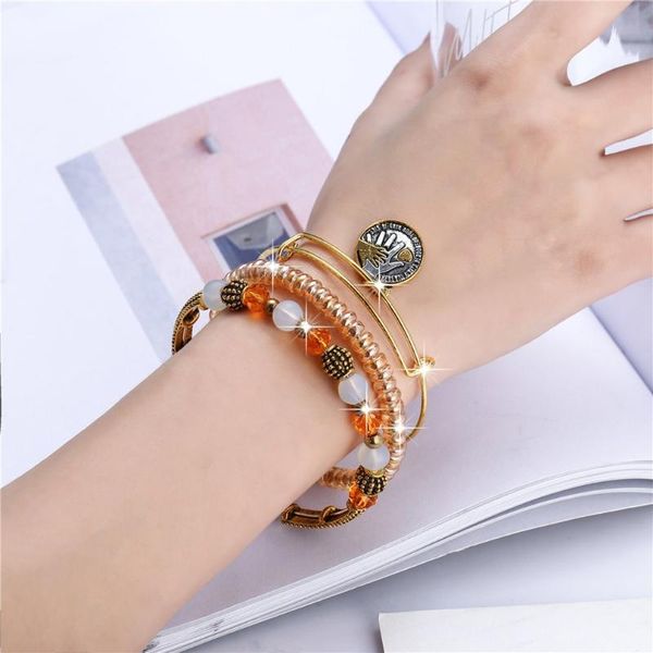 

fashionable personality gold bracelet big hand holding small hand pendant four-piece set popular bracelet gifts for girls, Black