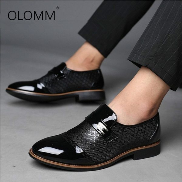 

new embossed shoes men shoes casual men dress leather zapatos de hombre luxury zapatos de hombre, Black