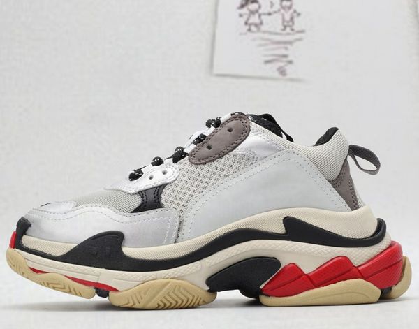 

wholesale designer casual shoes fashion dad sneakers paris triple s hiking shoes men and women casual shoes 35-45, Black