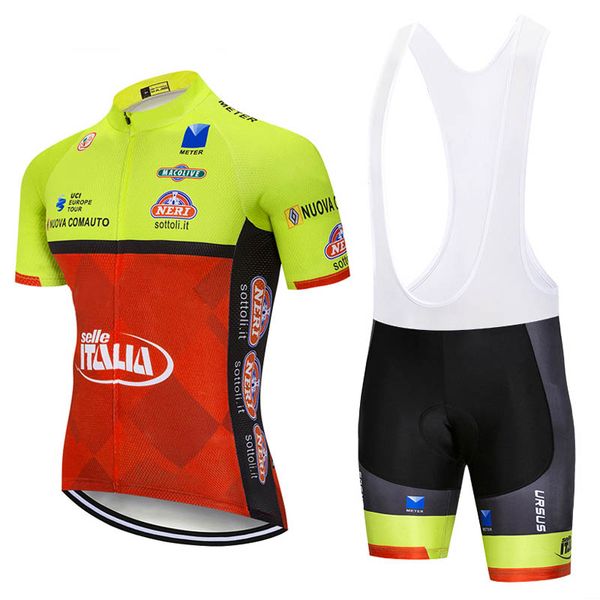 Maglia da ciclismo Set New ITALIA abbigliamento da ciclismo uomo estate bicicletta Completi abbigliamento sportivo da esterno maglia da ciclismo pantaloncini con bretelle Set Ropa ciclismo hombre 240314