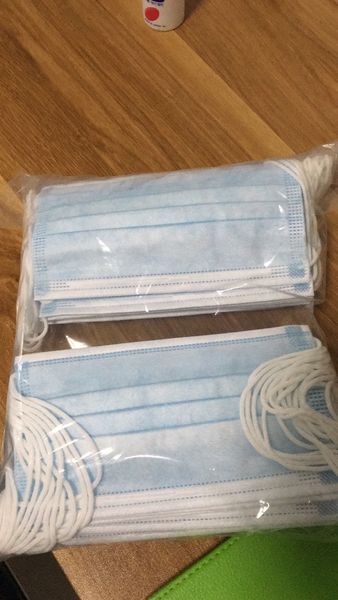 

400pcs dhl fast disposable face masks 3-layer dustproof face mouth masks anti pm2.5 safety face care elastic men and women masks