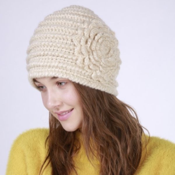 

european autumn and winter new popular hand-knit caps horizontal stripes large flowers fashion knitted wool warm female hats, Blue;gray